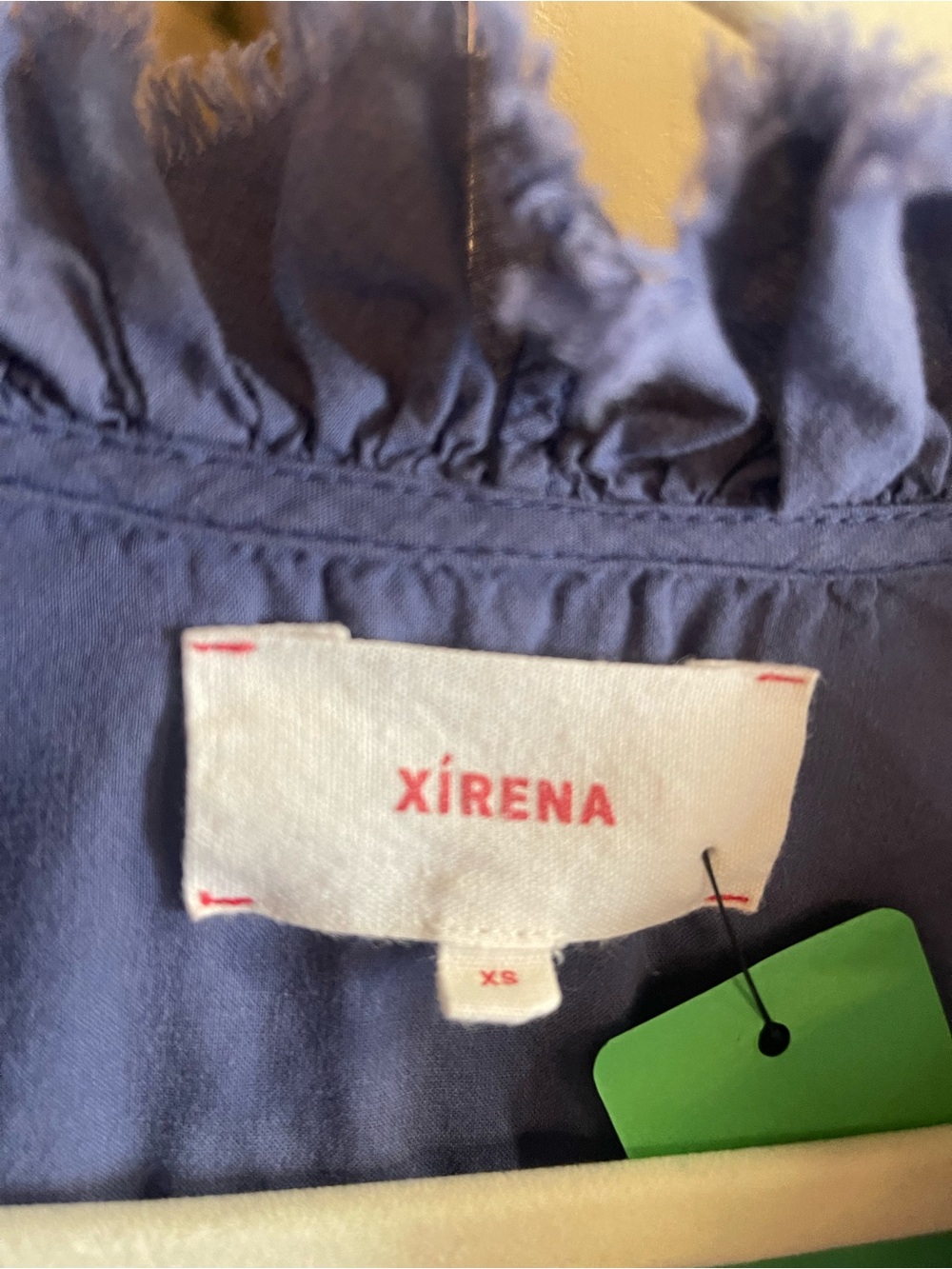 Xirena Women’s Blue Ruffled Button-Front Top - Picture 4 of 10